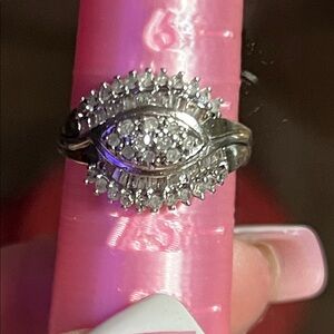 Elegant Silver Women's Diamond Ring